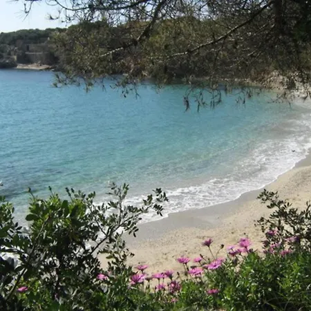 La Tour Fondue Vue Grand T2 Face A Porquerolles Drap Serviette Non Fournis Lejlighed