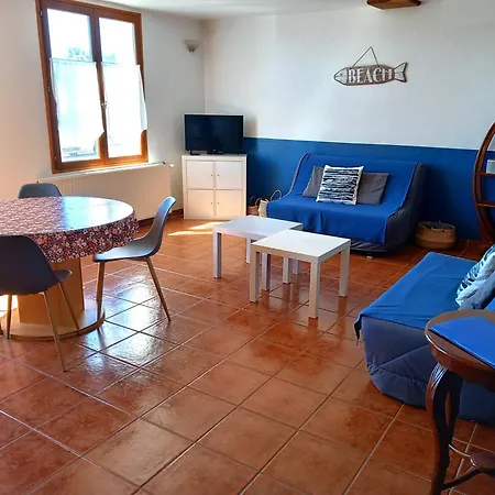 La Tour Fondue Vue Grand T2 Face A Porquerolles Drap Serviette Non Fournis * Hyeres