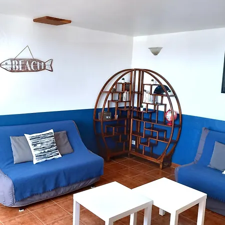 La Tour Fondue Vue Grand T2 Face A Porquerolles Drap Serviette Non Fournis הייר