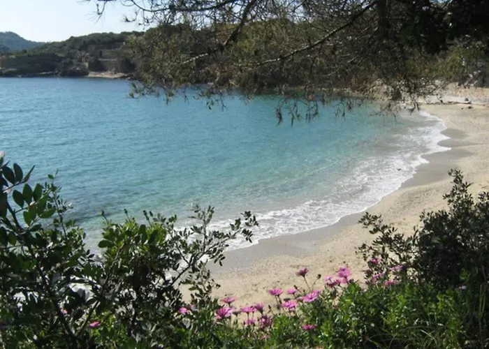 La Tour Fondue Vue Grand T2 Face A Porquerolles Drap Serviette Non Fournis Lejlighed